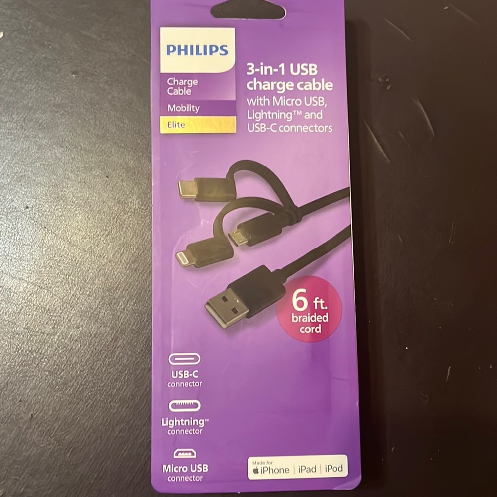 Philips 3-in-1 USB Charge cable with micro USB, lightning and USB-C connectors
